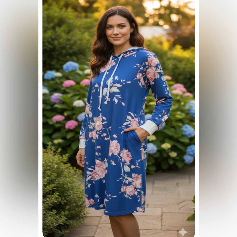 The Midnight Garden Hoodie Dress
Soft Floral Long-Sleeve Knit with Front Pockets